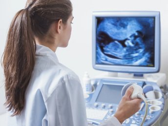 KUB Ultrasound Precision: Radiologist Conducting Examination